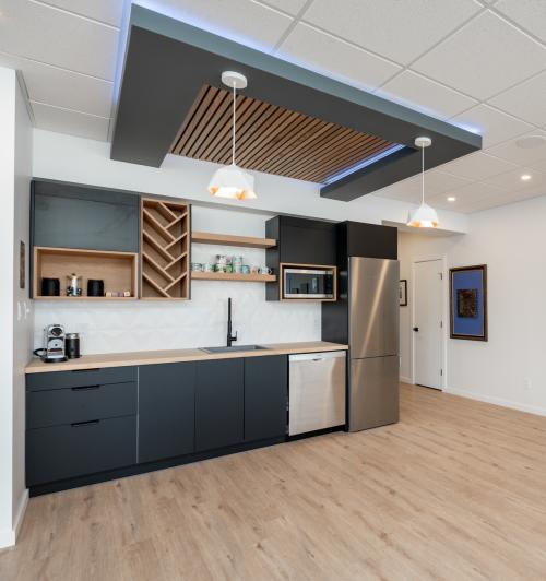 Custom basement wet bar